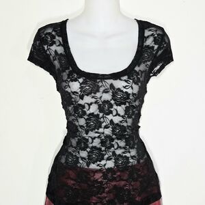 G By Guess Black Lace Short Sleeve Scoop-Neck Top